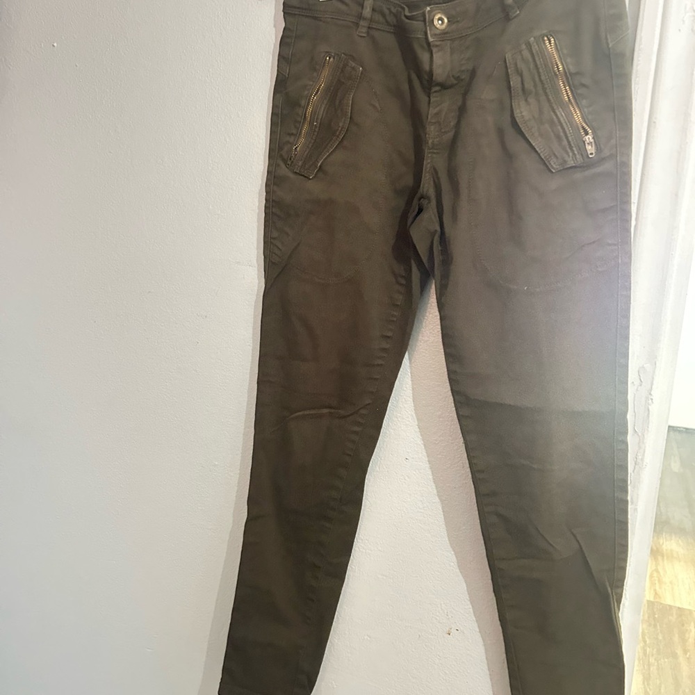 Women's Skinny Jeans in Olive Green